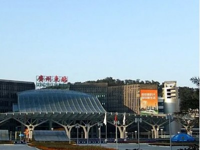 广州火车东站广告