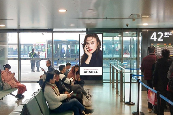 南京机场广告案例图