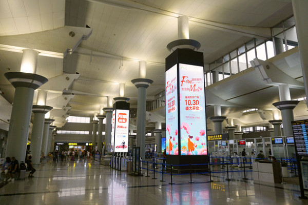 长沙黄花国际机场广告案例图